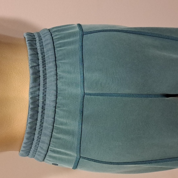 Lululemon Softstreme Midrise Dark Forest Drawstring Pants - Picture 5 of 8